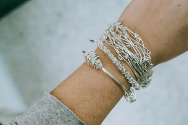 Doris Bangle Gold - Image 2
