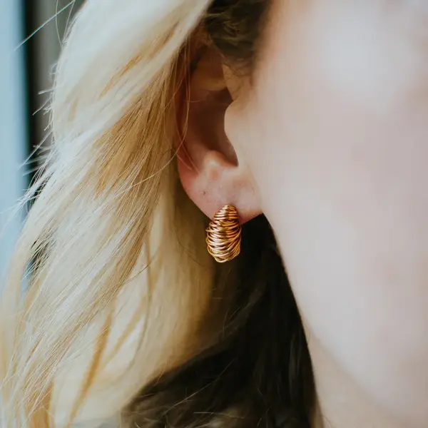 Gaea Gold Earrings - Image 2