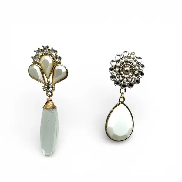 Recycled Mismatched Earrings With Rhinestone